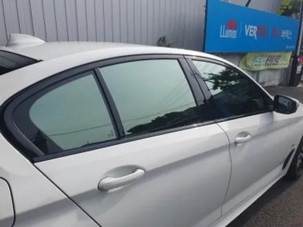 대구 달서구 BMW G30 BMW5시리즈 G바디 로얄시리즈 701 반사필름 전체 재시공 [썬루프 까지]