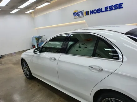 대구 벤츠 E300 솔라가드 새턴 썬팅으로 한층 더 젊어지다~!