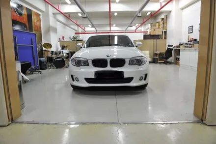 때로는 보이는게 전부일때가 있습니다.  BMW 120D 네비게이션 상단 매립 ! / 서울 구로구 구로동
