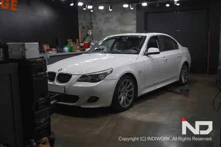 2009 BMW E60 528i 애플카플레이,후방카메라 시공!  순정 시스템 변경없이 시공됩니다. / 서울 구로구 구로동
