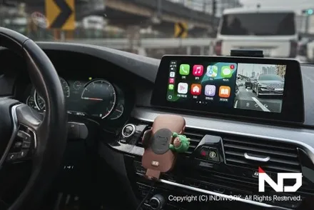 2009년 BMW E60 후기형에 무선 카플레이&안드로이드 오토 빌드 , ADD 트렁크 캐치형 후방 카메라 PGS 연동 / 서울 구로구 구로동