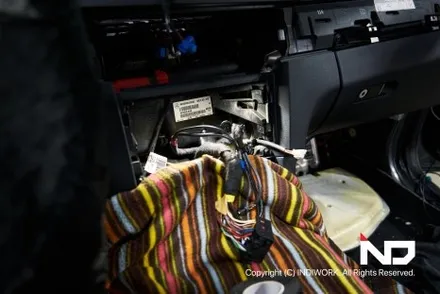 벤츠 E클래스 NTG4500-R2 스크린 블랙 아웃 반영구적 해결 & 무선 카플레이 빌드 업 ! / 서울 구로구 구로동
