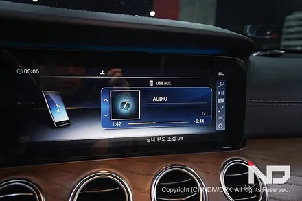 벤츠 E클래스 W213에서 순정모니터를 안드로이드로 사용 차량용 CAR PC M2C-200A-PLUS / 서울 구로구 구로동