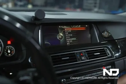 2014년 BMW528i (F10)  무선 안드로이드오토 & 무선 카플레이 설치 / 서울 구로구 구로동