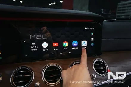 벤츠 E클래스 W213에서 순정모니터를 안드로이드로 사용 차량용 CAR PC M2C-200A-PLUS / 서울 구로구 구로동