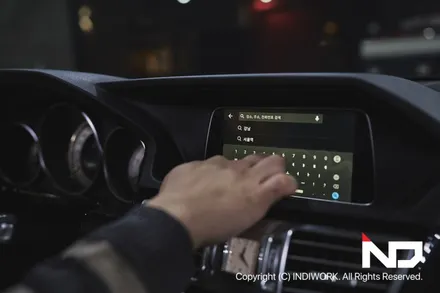 W212 벤츠 E300  , 터치컨트롤 안드로이드오토&카플레이 빌드 업 ! / 서울 구로구 구로동