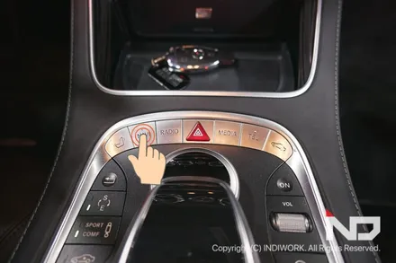 2015 벤츠 S500 W222 에 터치로 사용하는 안드로이드 M2C장착 순정훼손없이!~ / 서울 구로구 구로동
