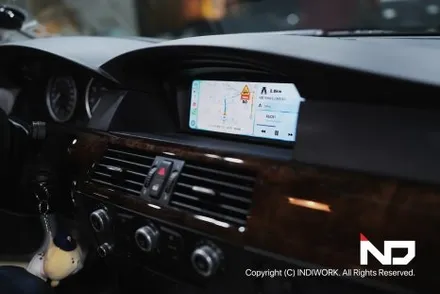 2009년 BMW E60후기형에  무선 카플레이, 안드로이드오토  & 순정형 후방카메라 까지 Get ! / 서울 구로구 구로동