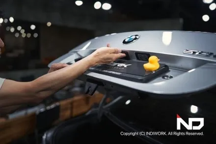 2009년 BMW E60 후기형에 무선 카플레이&안드로이드 오토 빌드 , ADD 트렁크 캐치형 후방 카메라 PGS 연동 / 서울 구로구 구로동