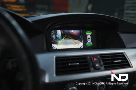 2009년 BMW E60 후기형에 무선 카플레이&안드로이드 오토 빌드 , ADD 트렁크 캐치형 후방 카메라 PGS 연동 / 서울 구로구 구로동