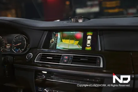 플래그십 BMW750Li  무선 카플레이& 무선 안드로이드 오토,    정전 방식의 터치 컨트롤 !! / 서울 구로구 구로동