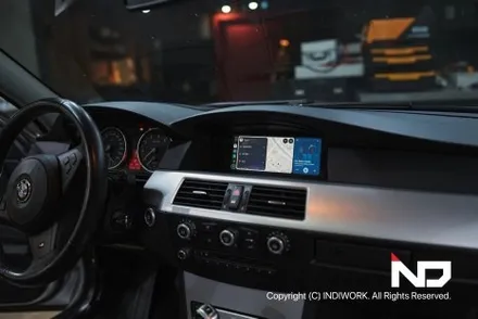 2009년 BMW E60 후기형에 무선 카플레이&안드로이드 오토 빌드 , ADD 트렁크 캐치형 후방 카메라 PGS 연동 / 서울 구로구 구로동