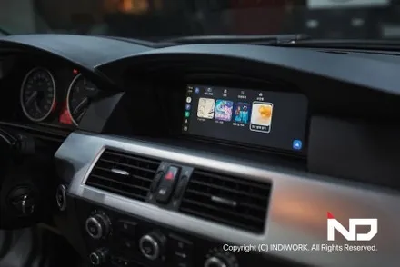2009년 BMW E60 후기형에 무선 카플레이&안드로이드 오토 빌드 , ADD 트렁크 캐치형 후방 카메라 PGS 연동 / 서울 구로구 구로동