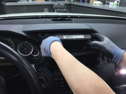 벤츠 E-CLASS ( W212)  아틀란 3D 터치 네비게이션 ~ / 서울 구로구 구로동