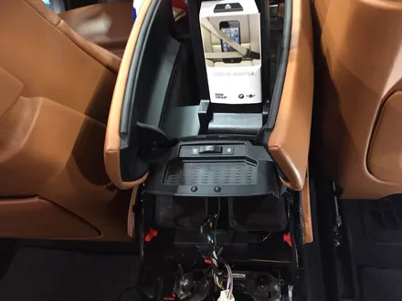 BMW740i ,  HDMI 인터페이스 + APCAST  무선 고화질 미러링 시공 / 서울 구로구 구로동
