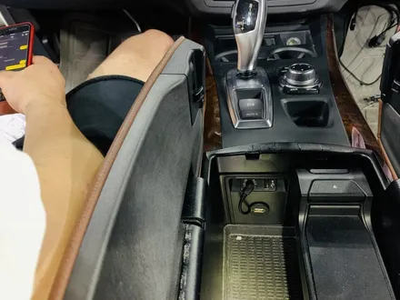 BMW X5 CIC (E70) 애플카플레이 빌드업 !  1,280*480 풀해상도 풀디지털 / 서울 구로구 구로동