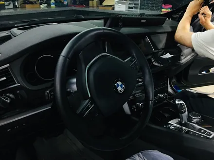 BMW 5GT , 안드로이드 네비게이션 M2C-200IW 장착 / 서울 구로구 구로동