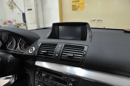 때로는 보이는게 전부일때가 있습니다.  BMW 120D 네비게이션 상단 매립 ! / 서울 구로구 구로동