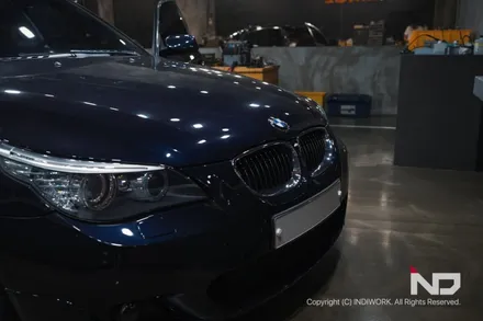 2009년 BMW E60 CIC 2세대 아이드라이브에 카플레이&안드로이드오토 , 순정형 후방카메라 빌드 업 !! / 서울 구로구 구로동
