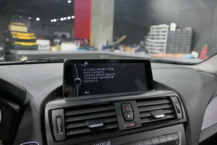 BMW 깨져버린 모니터 , 내마음도 깨져버렸다....  LCD 강화유리 교체 작업 ! / 서울 구로구 구로동
