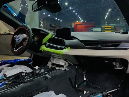 BMW i8 , 풀디지털, 풀해상도 ,정비율  애플카플레이 & 안드로이드 오토 빌드 업 !! / 서울 구로구 구로동