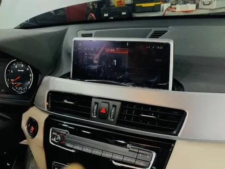 2020년 BMW X1 (F48) EVO ID6버전 모니터 교체 !  6.5인치 -> 8.8인치 사이즈업 레트로핏 & 1,280X480 고해상도  애플 카플레이 빌드업 ! / 서울 구로구 구로동