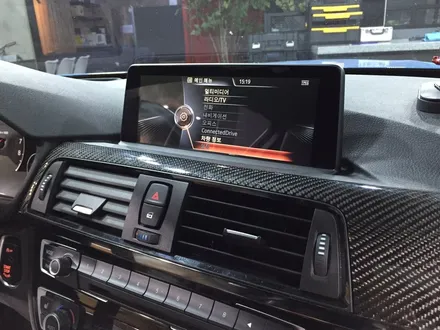 BMW M4 8.8인치 모니터 강화 유리 교체  수리 Complete ~ / 서울 구로구 구로동