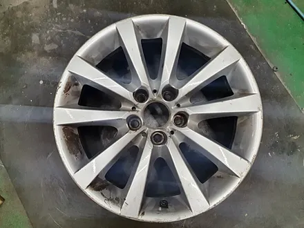 BMW 528i 18인치 순정휠 그레이메탈 색상으로 휠복원 및 휠수리 진행 청주명품휠복원, 청주명품휠수리, 휠매니저, 휠매니져 / 청주시 서원구