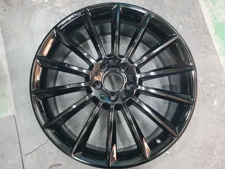 벤츠 e350 4matic 20인치 순정휠 블랙유광색상으로 휠복원진행 청주휠복원, 청주휠수리, 청주명품휠복원, 청주명품휠수리, 휠매니져, 휠매니저 / 청주시 서원구