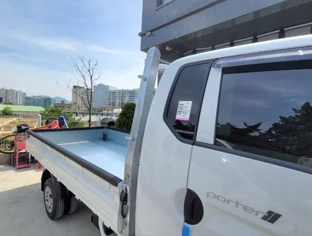 1톤 화물차 포터, 봉고 트럭 용품 난간대 보호대 보호가드 바디블럭 시공! / 하남 풍산동