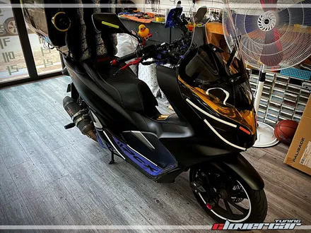 pcx125랩핑 바이크랩핑 에이버리 실버크롬 랩핑 [ 안산랩핑] 시공 했어요. / 안산 상록구