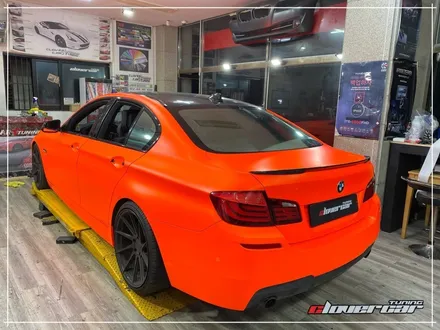 bmw F10 530i전체랩핑 3m 사틴네온오렌지랩핑 형광색래핑 시공 [ 안산랩핑 ] / 안산 상록구