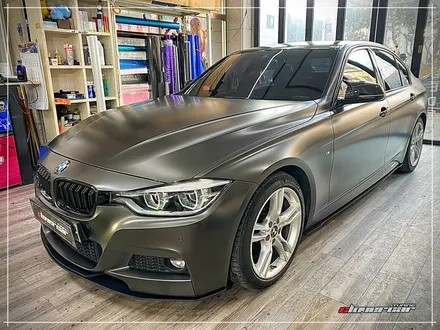 BMW m330i전체랩핑 에이버리 사틴다크바솔트전체래핑 [ 안산랩핑 ] 입니다. / 안산 상록구