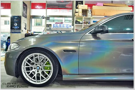 bmw f10 530i전체랩핑 기존랩핑 제거후 3m홀로그램랩핑 플립싸이키델릭전체랩핑 시공 [안산랩핑]입니다. / 안산 상록구