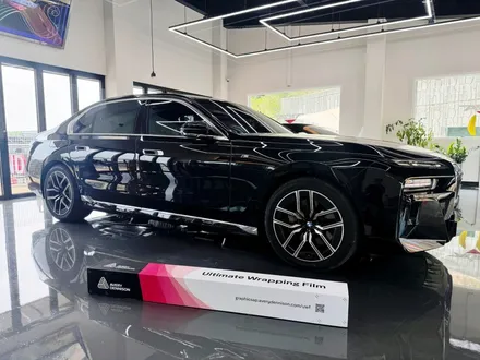 동탄 화성 안산 랩핑샵 bmw 740i 고급스러운 느낌을 원한다면?투톤 랩핑추천 / 아지트클로버 & 카페 아지트.7 / 경기 화성 남양