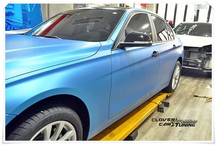 BMW 320D 3M블루메탈릭 전체랩핑 시공 및 유광블랙 에이버리루프스킨 [안산랩핑] 작업입니다. / 경기 화성 남양
