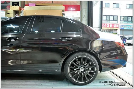 벤츠 W213 E300전체랩핑 3m 유광엠버블랙전체랩핑 및 e63amg범퍼교체 크롬죽이기랩핑 [안산랩핑] 시공입니다 / 안산 상록구