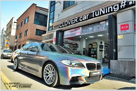 bmw f10 530i전체랩핑 기존랩핑 제거후 3m홀로그램랩핑 플립싸이키델릭전체랩핑 시공 [안산랩핑]입니다. / 안산 상록구
