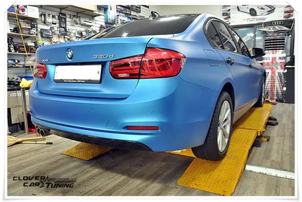BMW 320D 3M블루메탈릭 전체랩핑 시공 및 유광블랙 에이버리루프스킨 [안산랩핑] 작업입니다. / 경기 화성 남양
