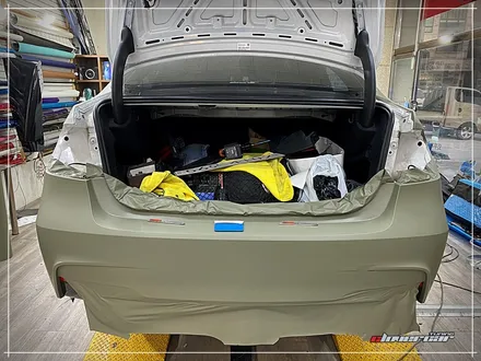 bmw330i전체랩핑 F30 에이버리 무광카키그린 전체랩핑 시공 및 키드니그릴교체 [ 안산래핑 ] / 안산 상록구