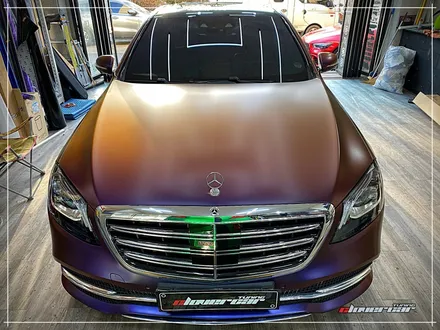 벤츠s350d전체랩핑 에이버리데니슨 카멜레온랩핑 사틴로어링썬더 전체래핑 [ 안산랩핑 ] 입니다 / 안산 상록구