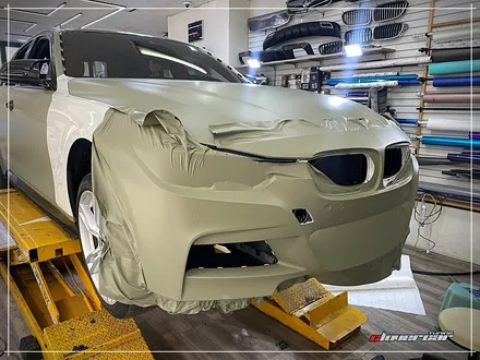 bmw330i전체랩핑 F30 에이버리 무광카키그린 전체랩핑 시공 및 키드니그릴교체 [ 안산래핑 ] / 안산 상록구
