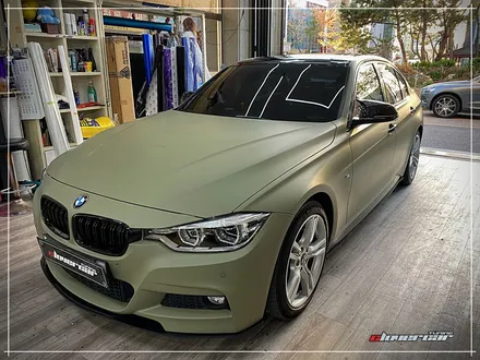 bmw330i전체랩핑 F30 에이버리 무광카키그린 전체랩핑 시공 및 키드니그릴교체 [ 안산래핑 ] / 안산 상록구