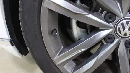 폭스바겐 파사트 GT 터치 액정 에어컨 공조기, TPMS, 알람혼, 공갈 버튼 시공 및 편의 코딩 적용 by AH-ONE / 경기 이천 부발
