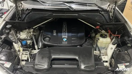 BMW X5 xDrive 30d 페트로나스 신티움 5000AV 5W30 엔진오일 교환. / 경기 이천 부발