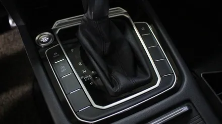폭스바겐 파사트 GT 터치 액정 에어컨 공조기, TPMS, 알람혼, 공갈 버튼 시공 및 편의 코딩 적용 by AH-ONE / 경기 이천 부발