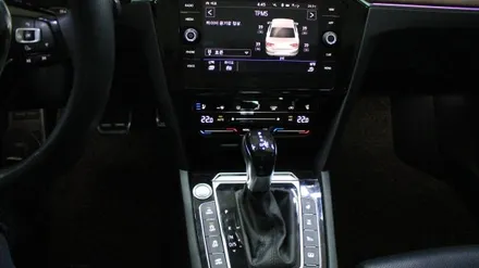 폭스바겐 파사트 GT 터치 액정 에어컨 공조기, TPMS, 알람혼, 공갈 버튼 시공 및 편의 코딩 적용 by AH-ONE / 경기 이천 부발