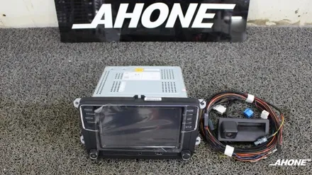 폭스바겐 구형 티구안 RCD330Plus, 순정 후방카메라 시공 by AH-ONE / 경기 이천 부발