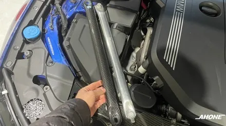 BMW M340i G20 리얼 카본 스트럿브레이스 시공. / 경기 이천 부발