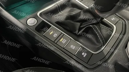 폭스바겐 23년식 제타 페이스리프트 오토 홀드가 없는 게 말이 됩니까? 순정 오토 홀드 (Auto Hold) 장착. / 경기 이천 부발